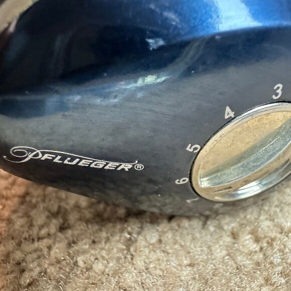 Pflueger Baitcasting Reel Criterion Low Profile 5 Bearing RH Fishing 6.2:1 - Picture 5 of 5